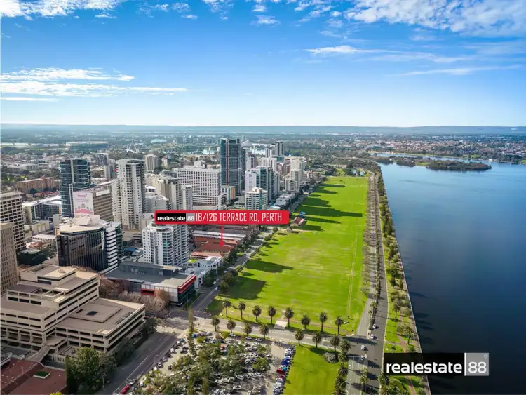 18/126 Terrace Road, Perth WA 6000