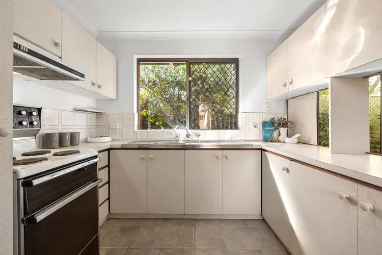 Fifth view of Homely villa listing, 3/3 Dodd  Street, Wembley WA 6014