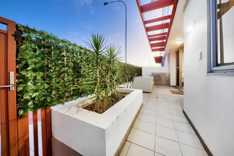 Fifth view of Homely apartment listing, 2/35 Hastings Street, Scarborough WA 6019