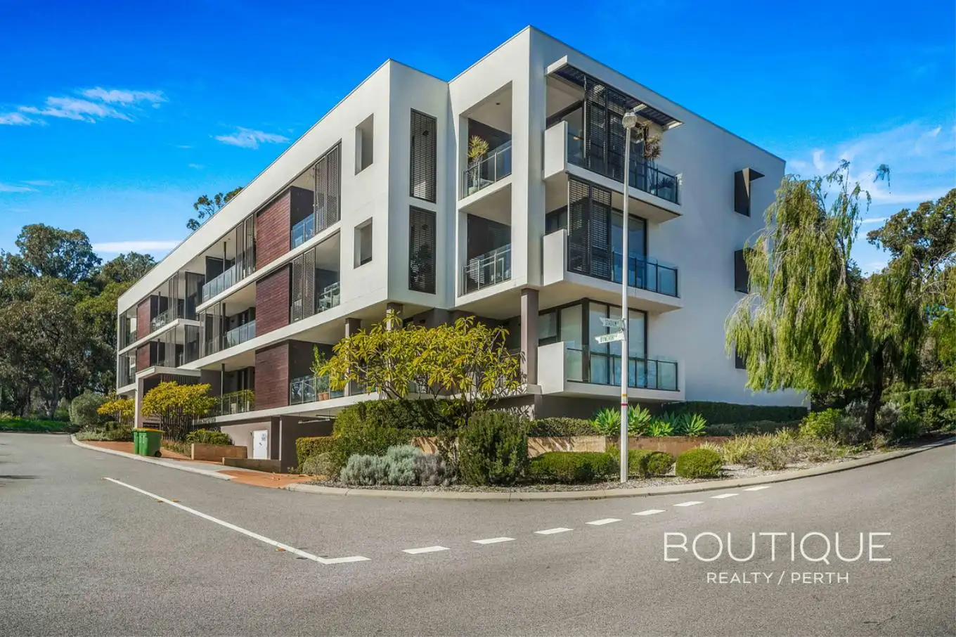 Main view of Homely apartment listing, 19/2 Dynevor Rise, Floreat WA 6014