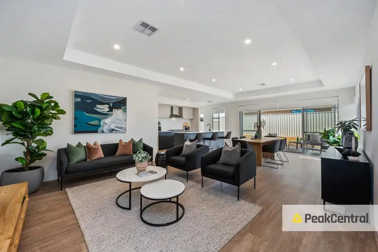 18 Raffles Way, Golden Bay WA 6174