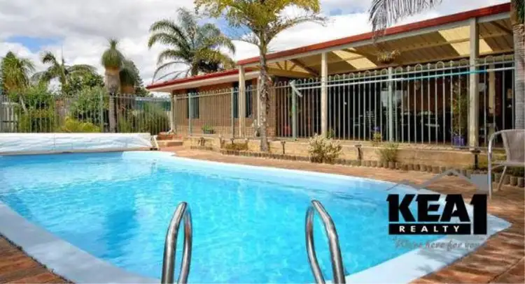 12 Diosma Way, Forrestfield WA 6058