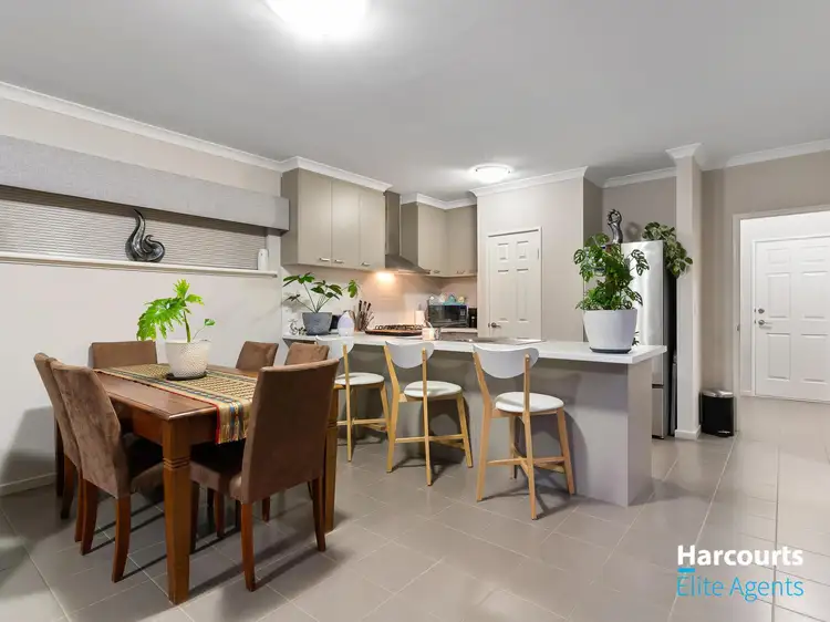 Sixth view of Homely townhouse listing, 2/30 Buttermere Approach, Waikiki WA 6169