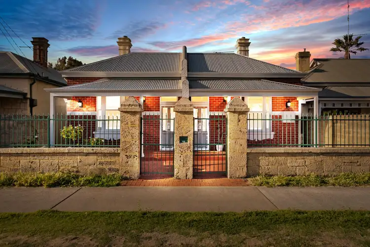 6 Symmons Street, Bunbury WA 6230