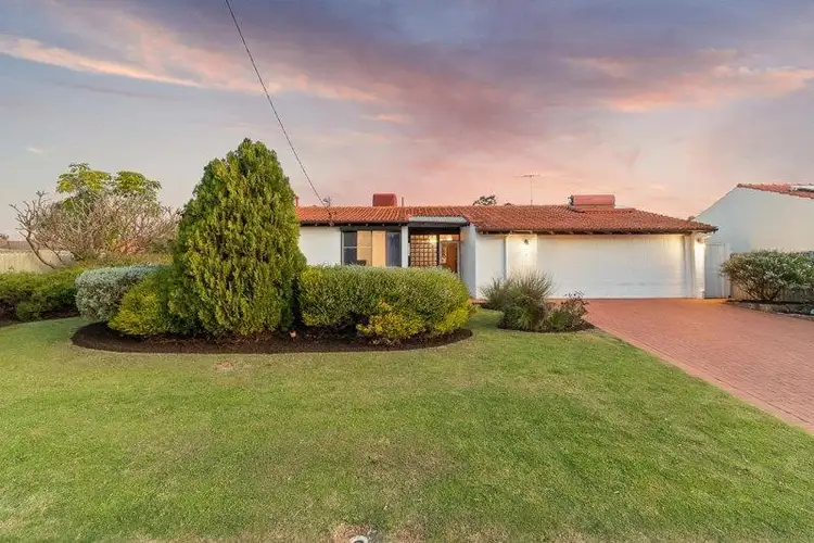 6 Widgee Road, Dianella WA 6059