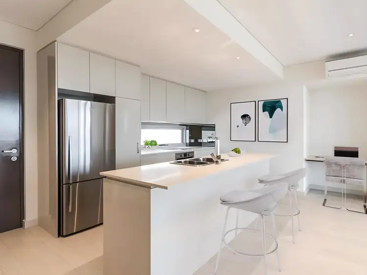 44/6 Gemstone Boulevard, Carine WA 6020