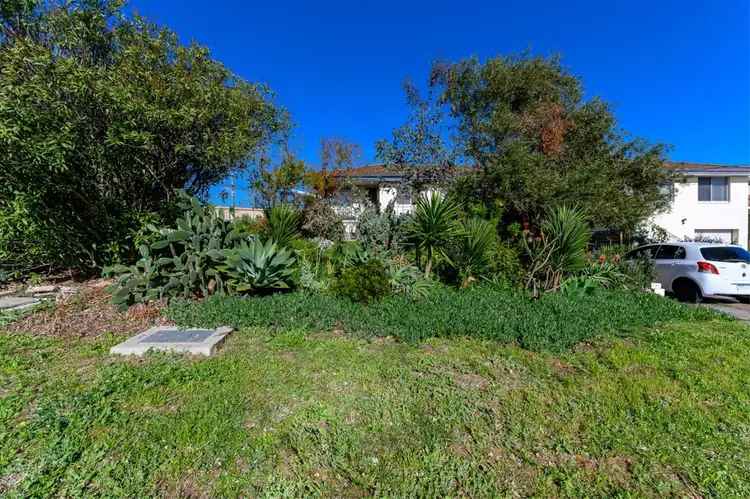 B/45 Davilak Avenue, Hamilton Hill WA 6163
