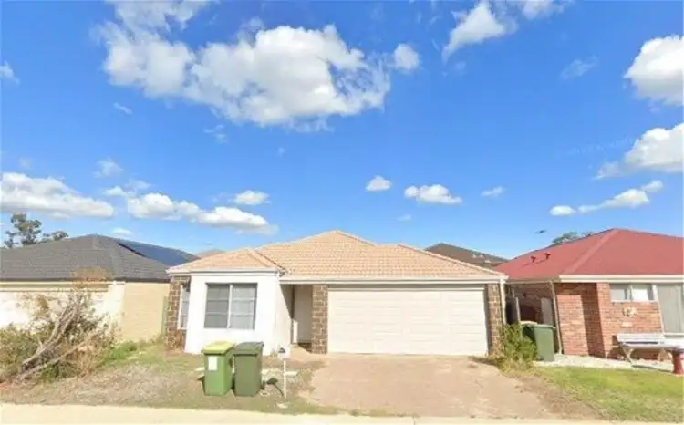 33 Clarendon Circuit, Lakelands WA 6180