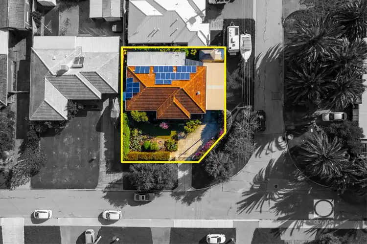8 Hotspur Road, Spearwood WA 6163