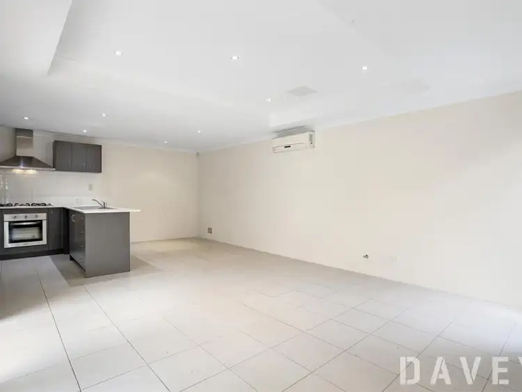 Sixth view of Homely house listing, 4 Roundwood Circuit, Ridgewood WA 6030