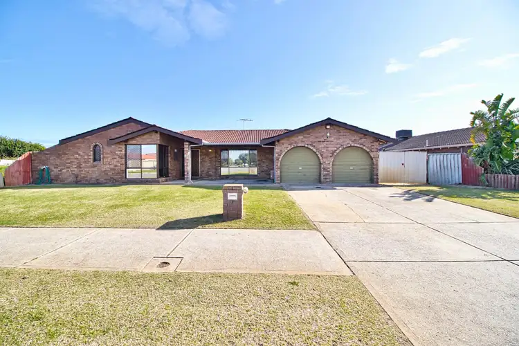 29 Rand Avenue, Waikiki WA 6169