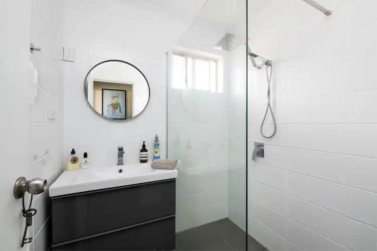 Third view of Homely house listing, 4/15 Jugan, Mount Hawthorn WA 6016