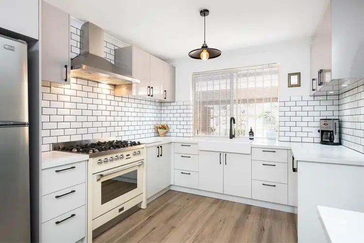 Seventh view of Homely house listing, 4/15 Jugan, Mount Hawthorn WA 6016