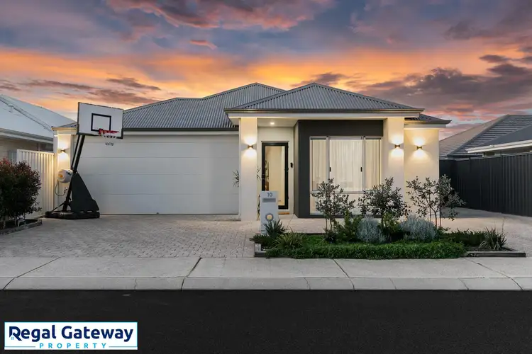 10 Fogarty Loop, Piara Waters WA 6112