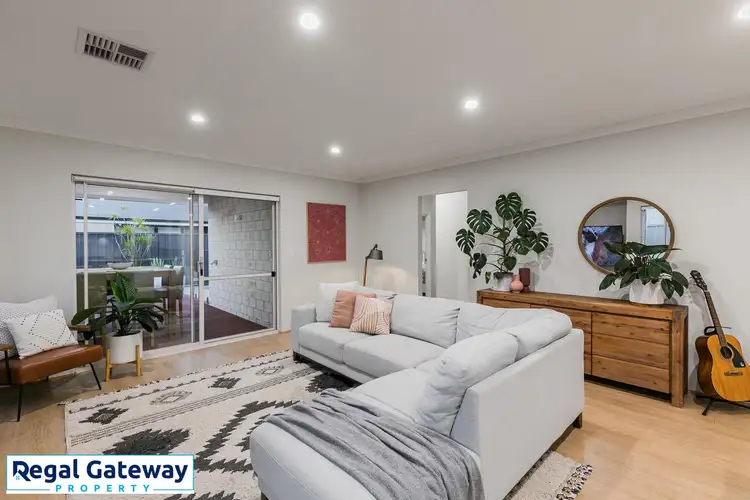 Third view of Homely house listing, 10 Fogarty Loop, Piara Waters WA 6112