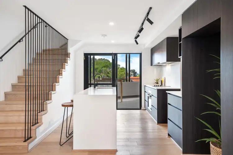 203/1 Learoyd Street, Menora WA 6050
