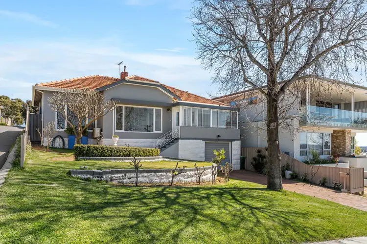 31 Sydenham Road, Doubleview WA 6018