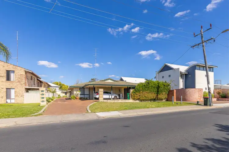 3/11 Strickland Street, South Bunbury WA 6230