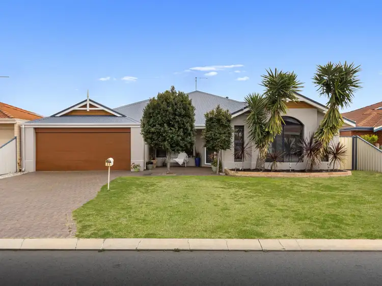 21 Finchley Avenue, Meadow Springs WA 6210