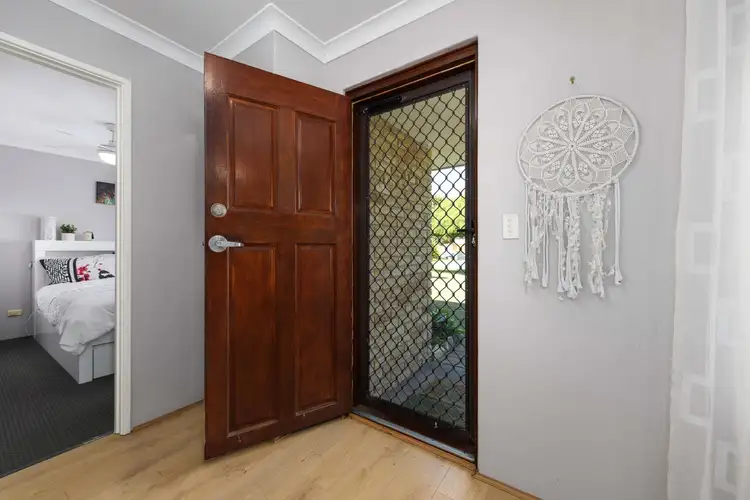 Sixth view of Homely house listing, 9 Yarra Close, Cooloongup WA 6168