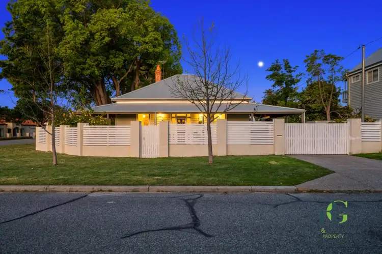 24 Adrian Street, Palmyra WA 6157
