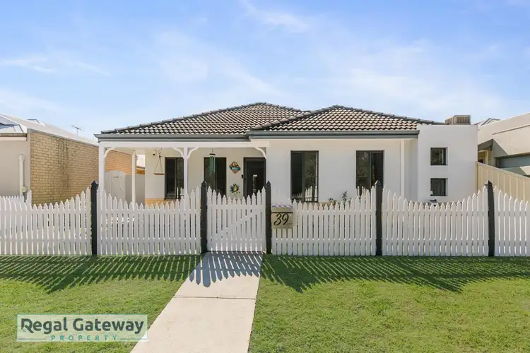 39 Aurora Drive, Atwell WA 6164