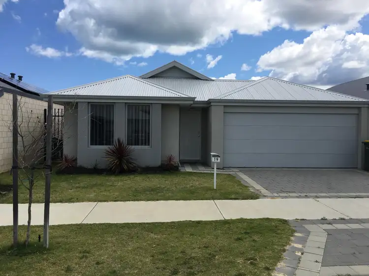 19 Persian Street, Eglinton WA 6034