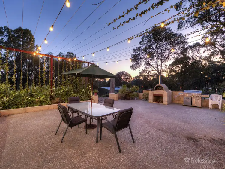 94 Country Road, Gidgegannup WA 6083