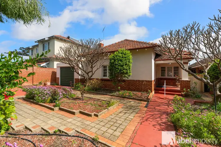 13 The Grove, Wembley WA 6014