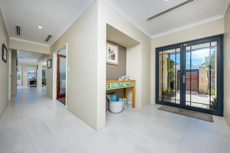 Fifth view of Homely house listing, 18 Antalya Vista, Iluka WA 6028