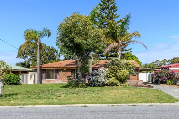 82 Cambridge Crescent, Cooloongup WA 6168