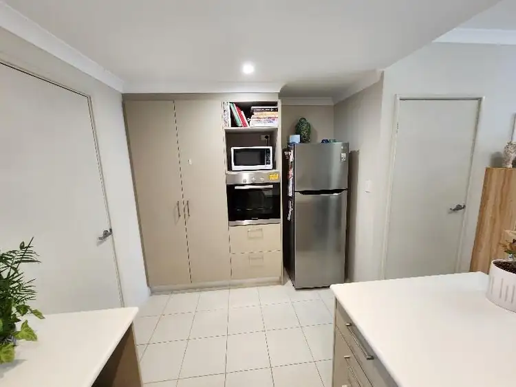 Sixth view of Homely townhouse listing, 5/13 Ninghan Lookout, Beeliar WA 6164