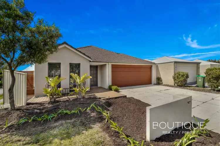 30 Alvarez Parkway
