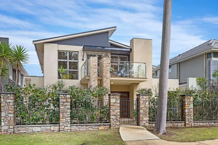 19 Pinnata Mews, Churchlands WA 6018