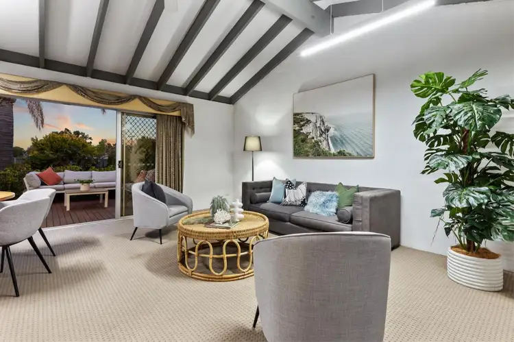 Fifth view of Homely house listing, 15 Chelmorton Loop, Carine WA 6020