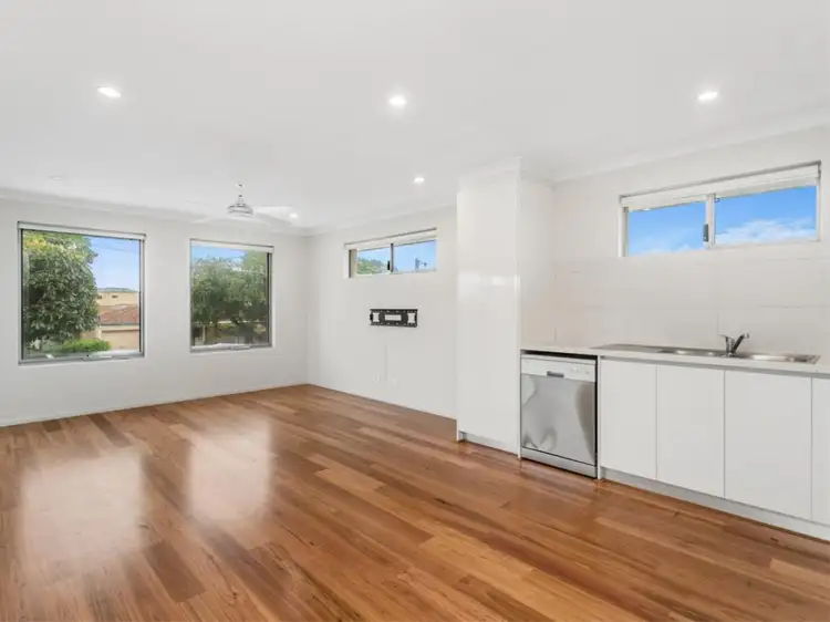 Fifth view of Homely apartment listing, 2/31 Donar Street, Innaloo WA 6018