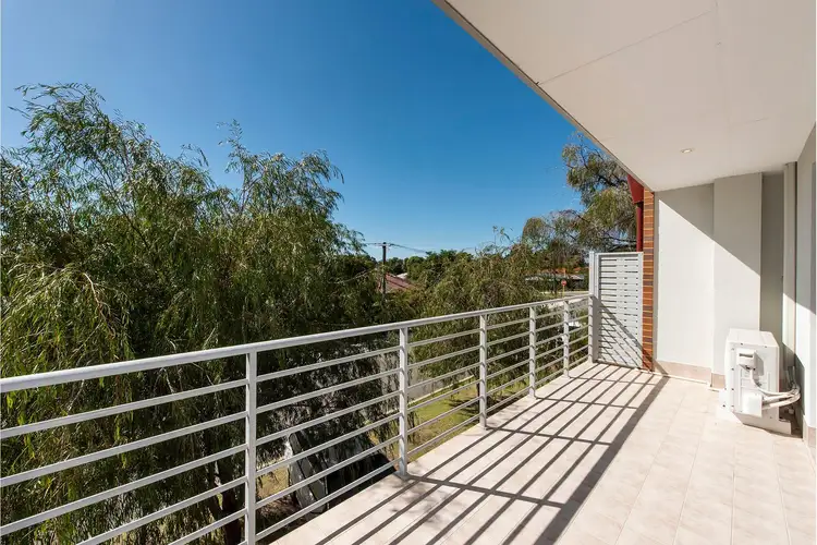 9/9 Lanyon Street, Mandurah WA 6210