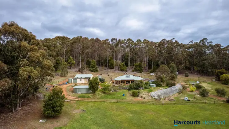 122 Henderson Road, Kangaroo Gully WA 6255