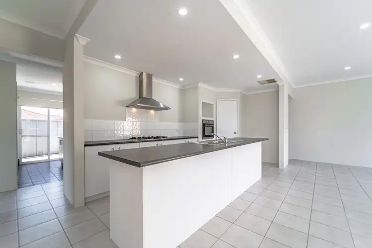 15 Waterhead Road, Waikiki WA 6169