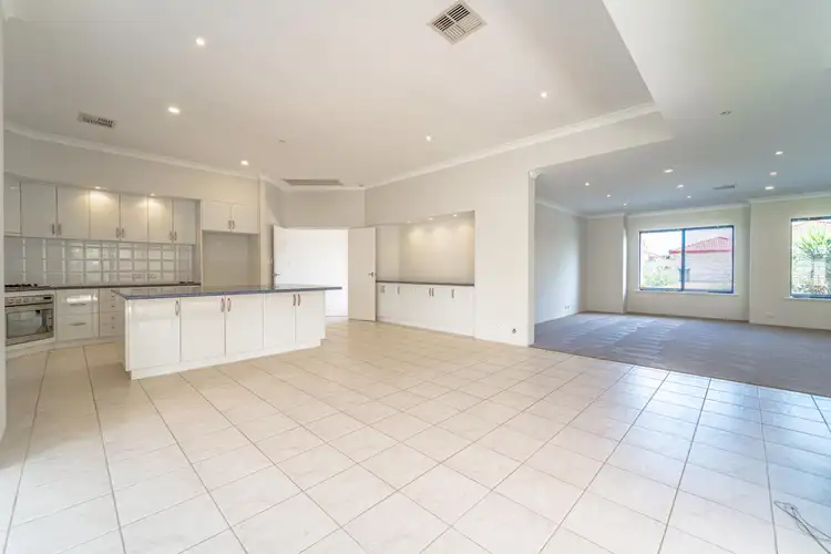 4 Cambernon Green, Port Kennedy WA 6172