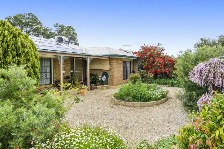 17 Strathalbyn Way, Gingin WA 6503