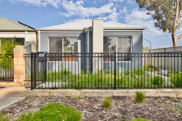 40 Somerford Promenade, Wellard WA 6170