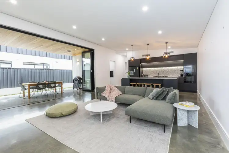 75 East Street, Mount Hawthorn WA 6016