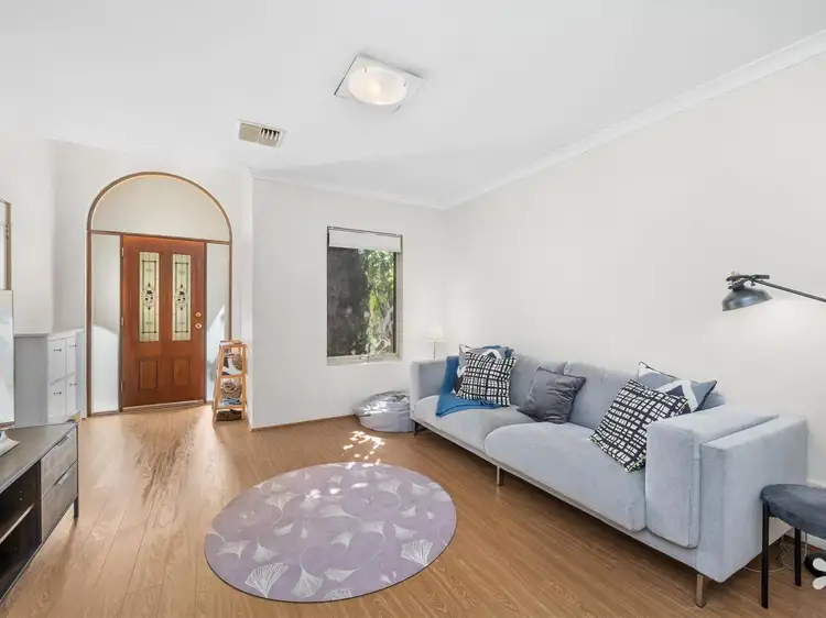 2/10 Tyre Avenue, Riverton WA 6148