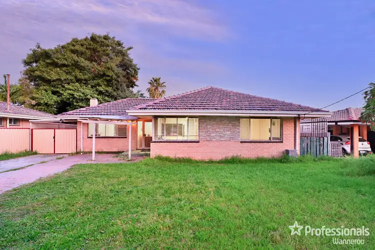 15 Saturn Street, Beckenham WA 6107