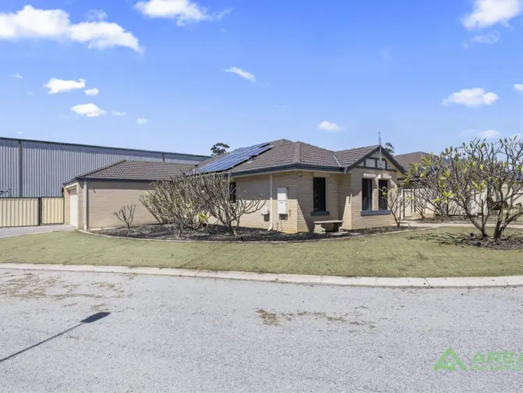 25 Bark circle, Kenwick WA 6107