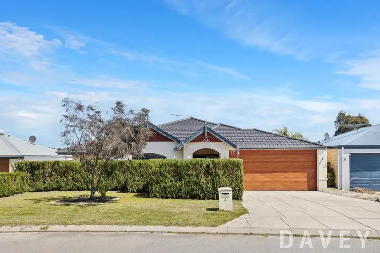 4 Ballard Fairway, Wanneroo WA 6065