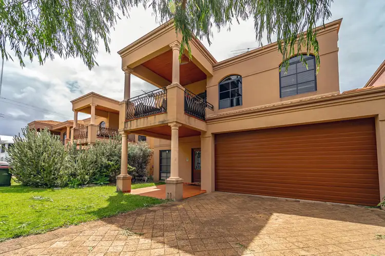 8C Victoria Street, Rockingham WA 6168