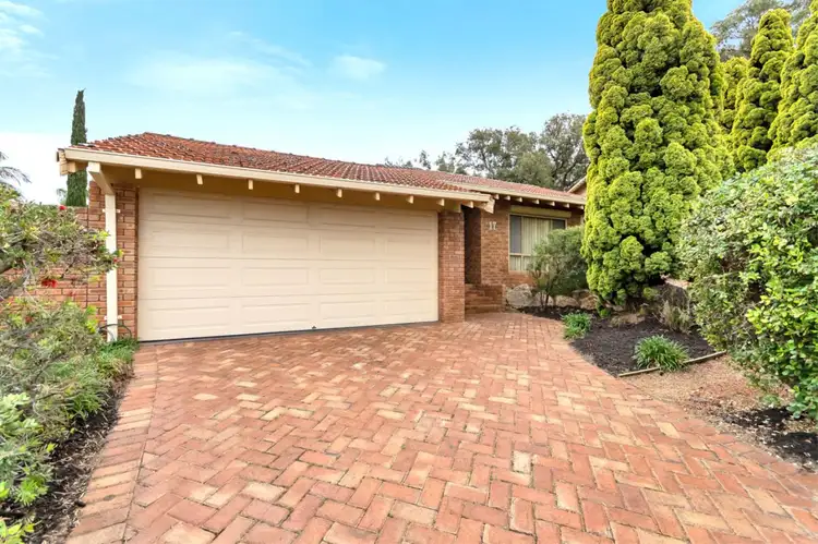 17 Brockman Court, Duncraig WA 6023