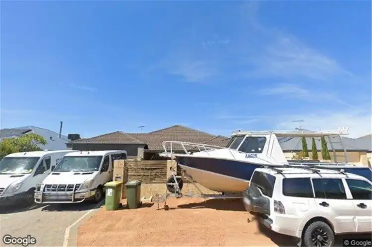 15 Tandure Heights, Lakelands WA 6180